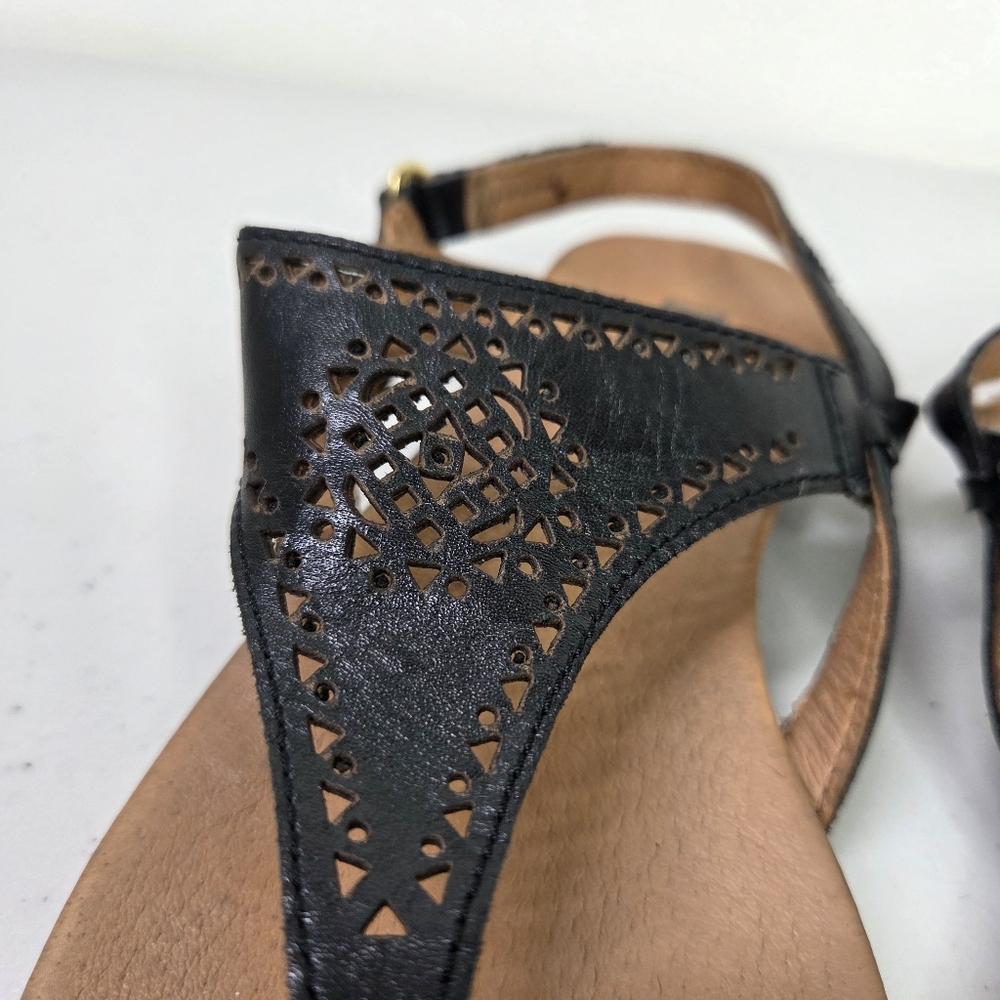 Pikolinos Black and Tan Women's Thong Sandals Lazer Cut-out - Picture 5 of 16